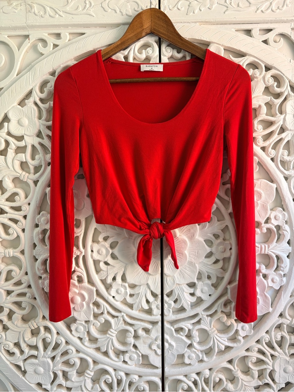 Babaton Aritzia Red Tie Front Long Sleeve Crop Top XS